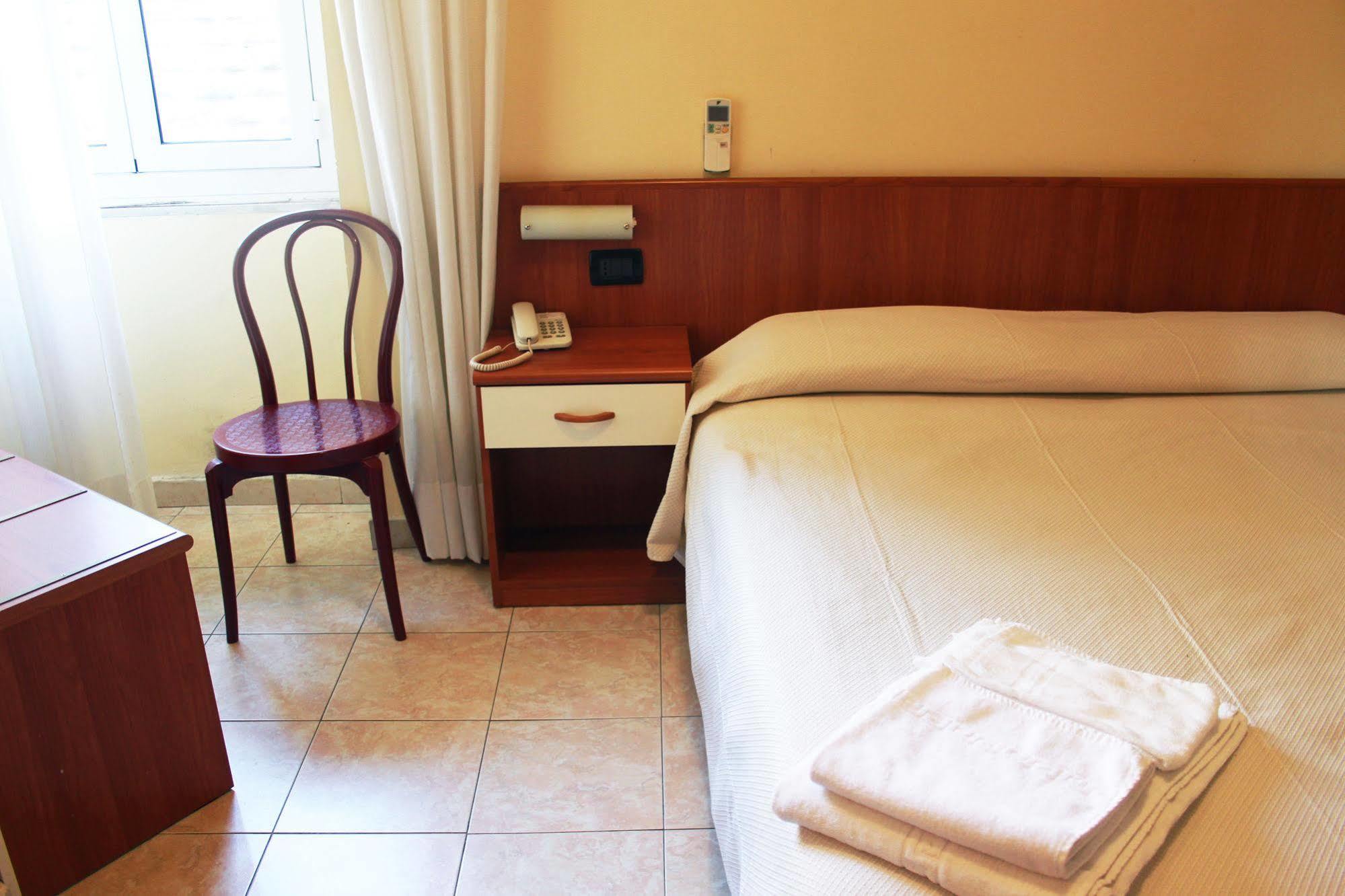 Mary Hotel 3*
